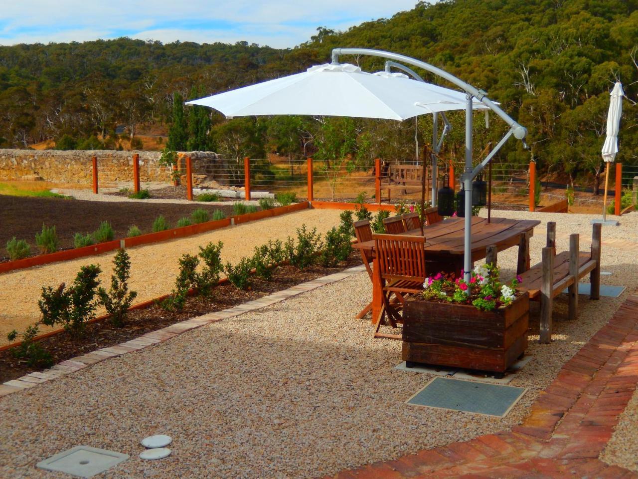 Morialta Barns Bed and Breakfast Norton Summit Buitenkant foto